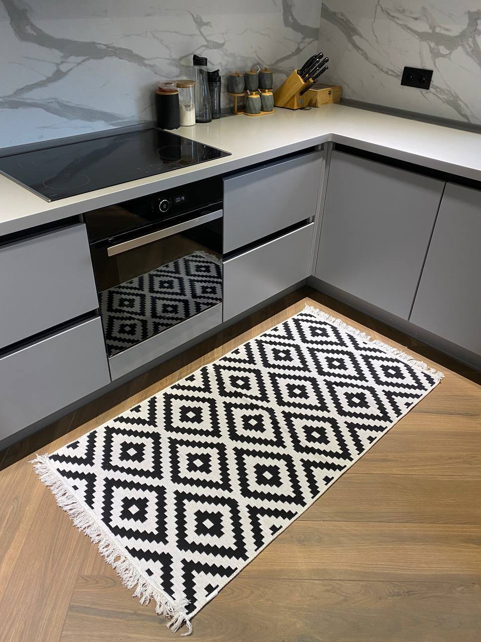 Oboustranný koberec bez vlasu Ikea
