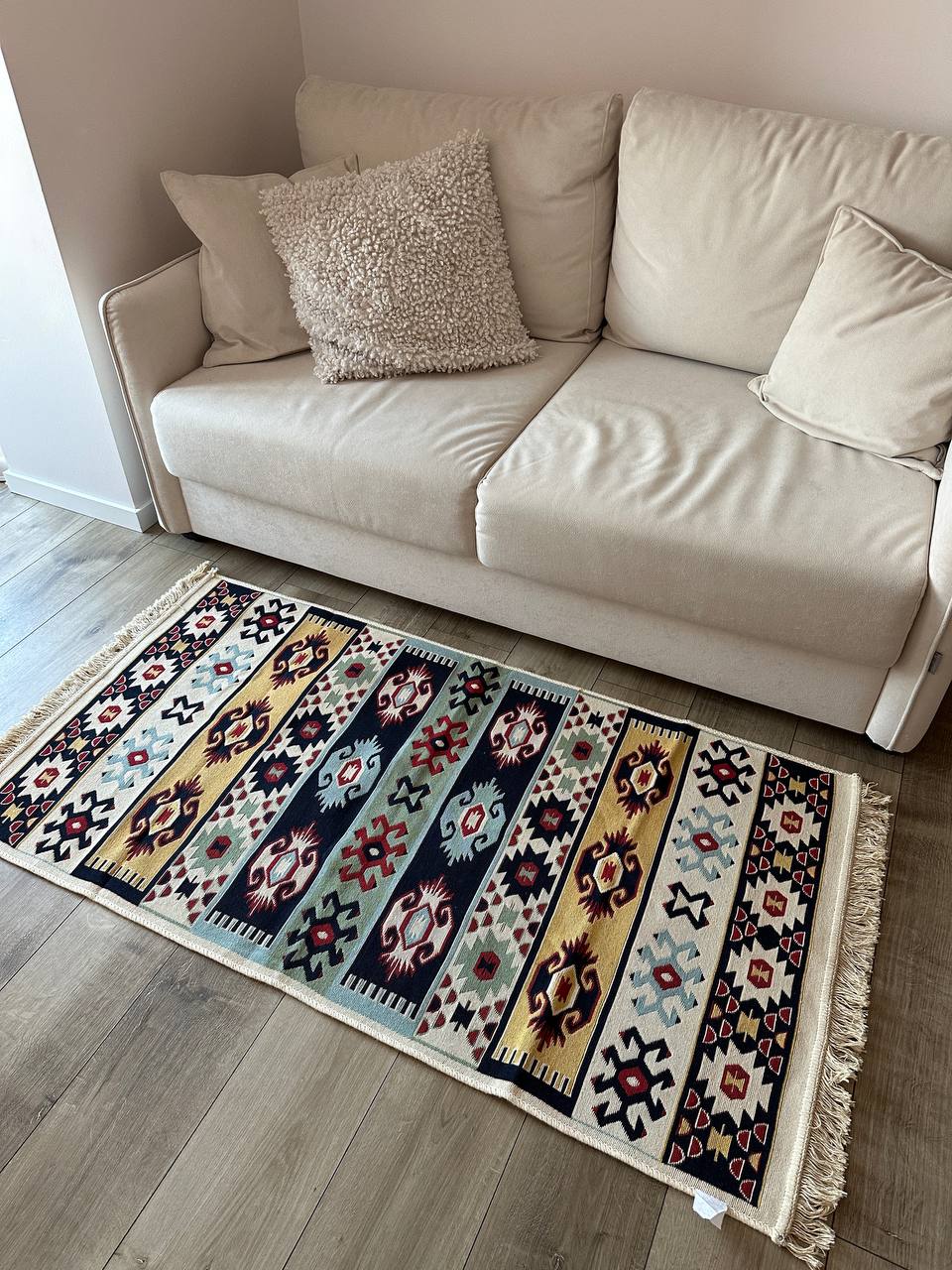 Oboustranný koberec bez vlasu Easter Red