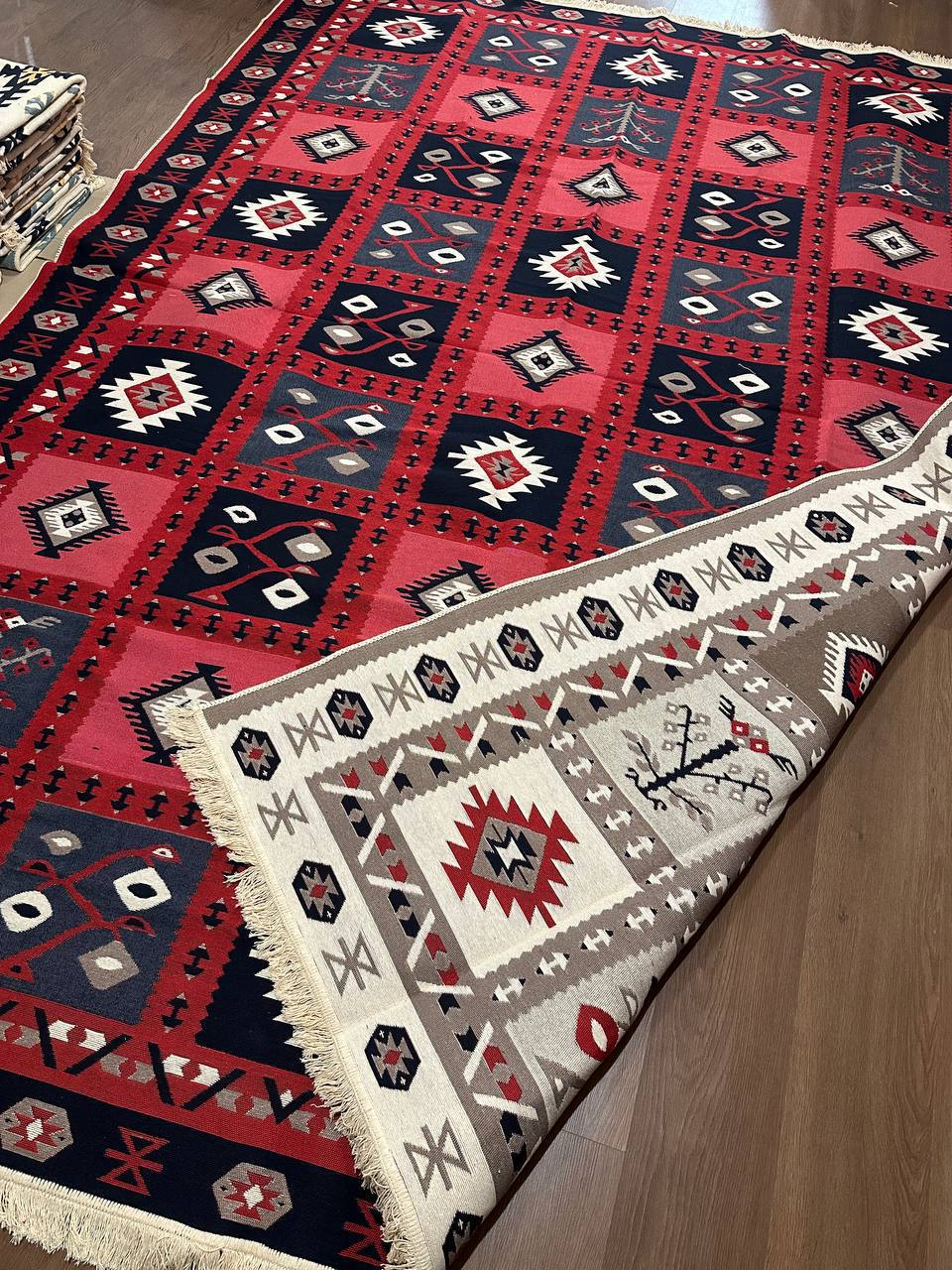 Reversible flat-weave rug Ethno Red