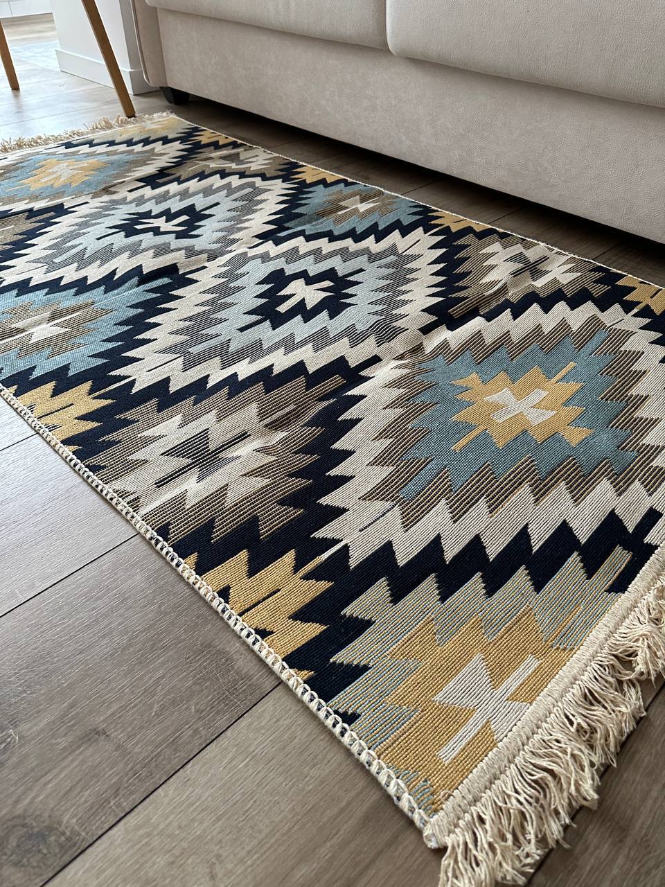 Oboustranný koberec bez vlasu Zigzag Blue