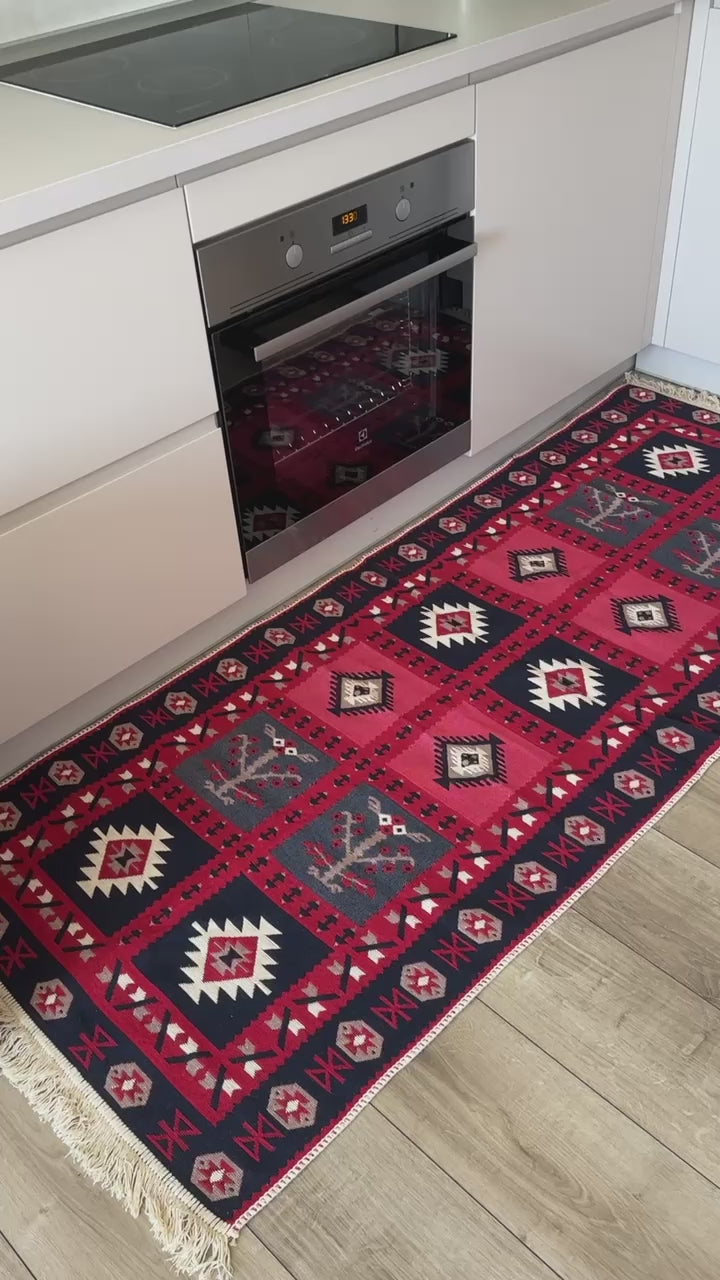 Reversible flat-weave rug Ethno Red