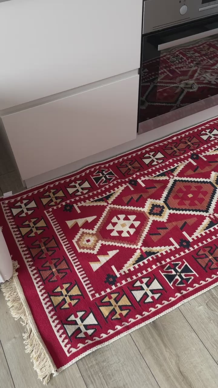 Oboustranný koberec bez vlasu Red+