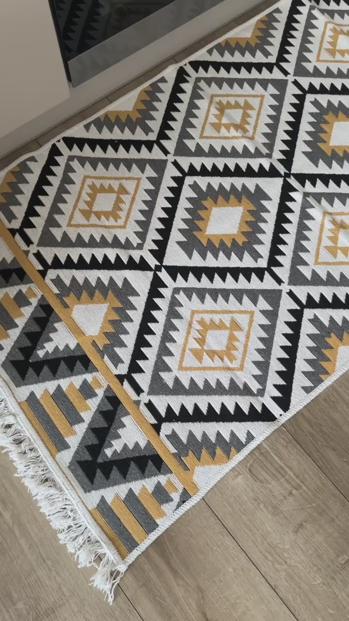 Oboustranný koberec bez vlasu Honeycomb